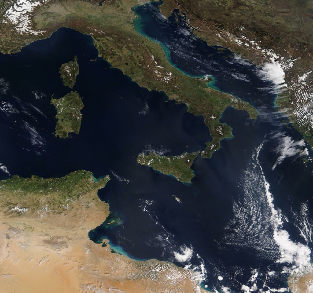 Italia politica internazionale. L’Italia al centro del Mediterraneo