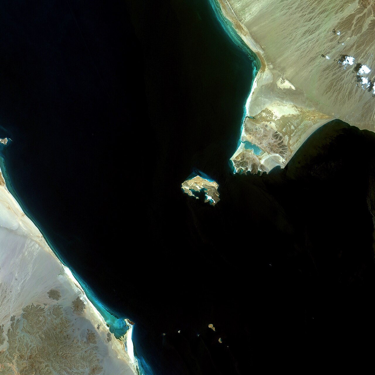 ista satellitare dello stretto di Bab el-Mandeb tra Yemen e Corno d’Africa