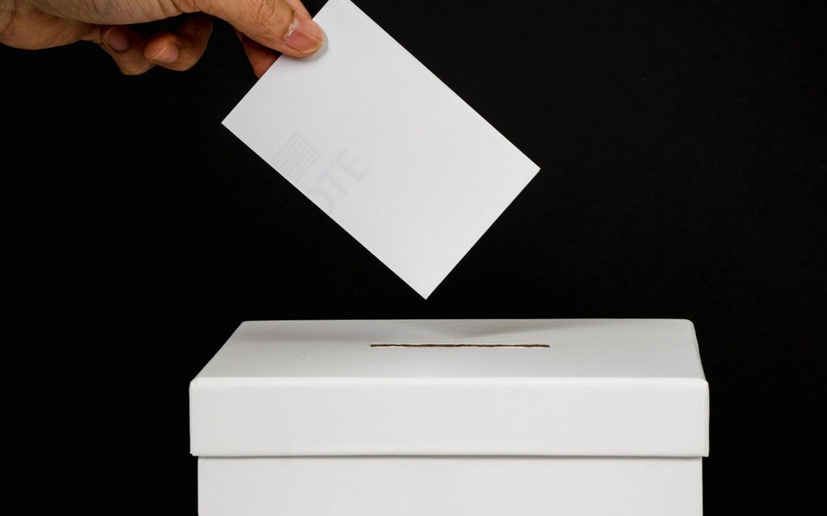 Decreto-legge, legge e DPCM: documenti e voto nelle istituzioni