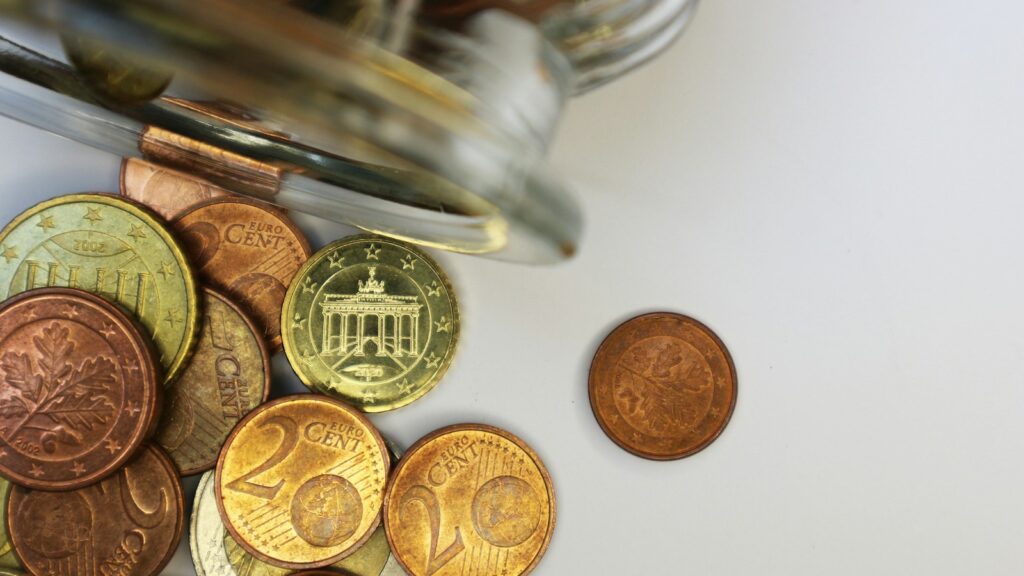 PIL italiano e crescita europea rappresentati da monete in euro