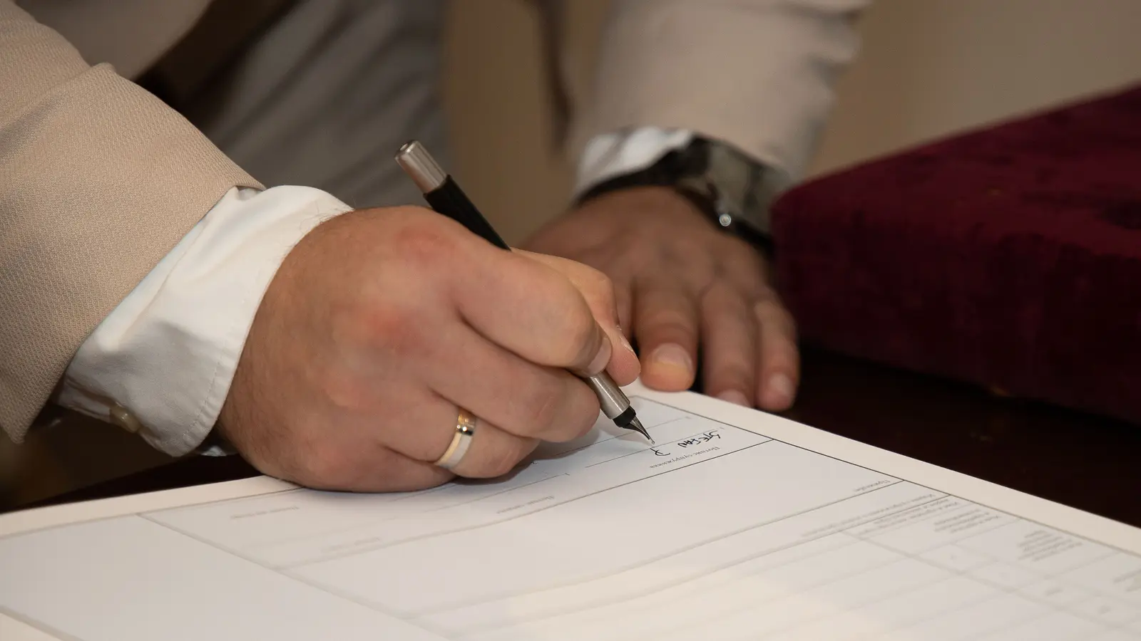 Rinnovo CCNL 2026 e firma di un contratto collettivo di lavoro