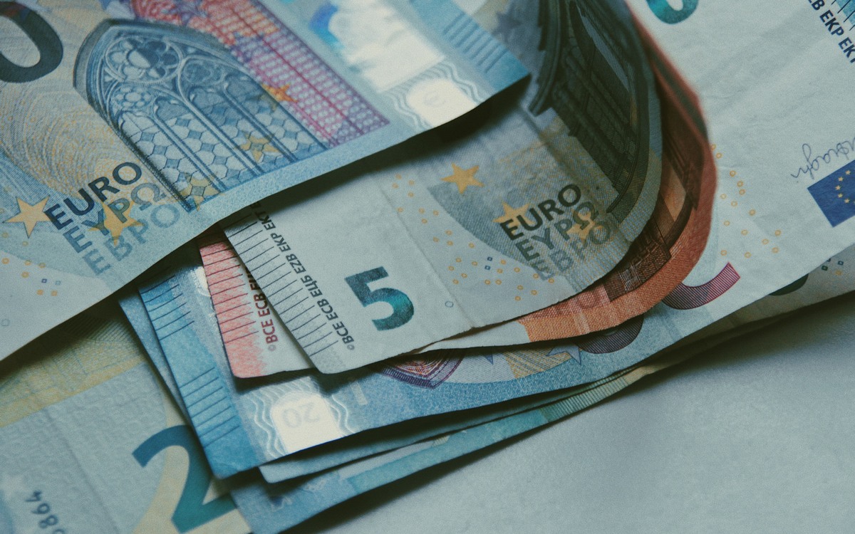 Tassi elevati e debito pubblico e costo del finanziamento in euro