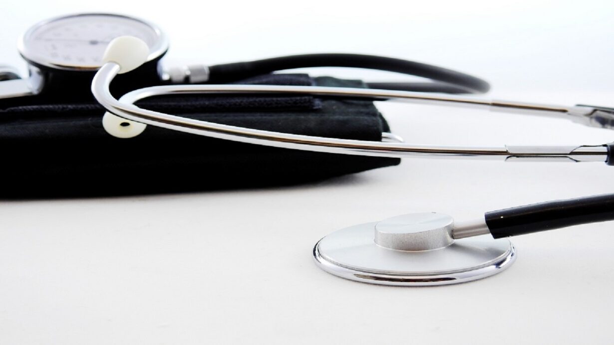 L'ipertensione aumenta il rischio di malattie cardiovascolari.